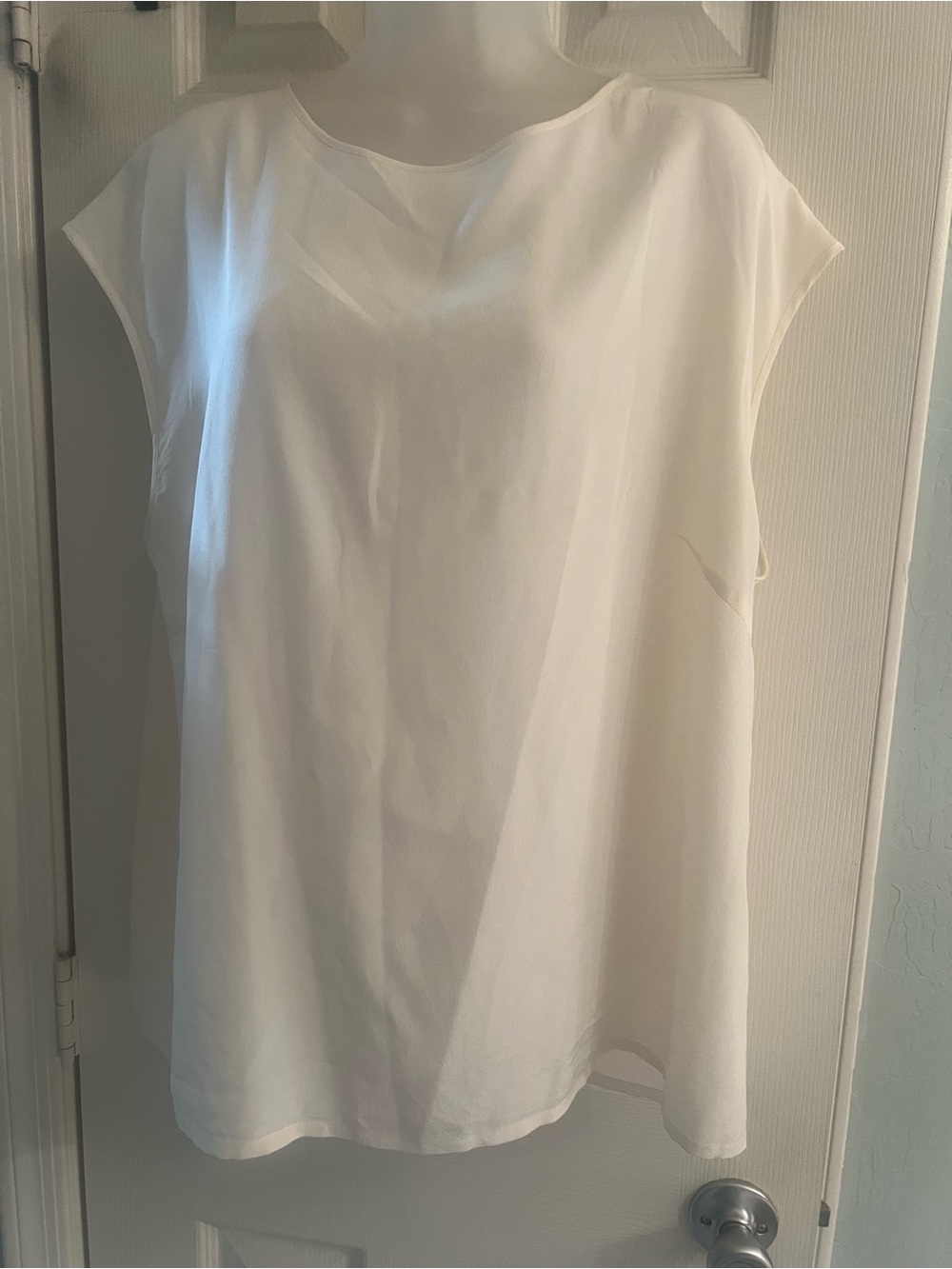 Escada silk cream top size 46